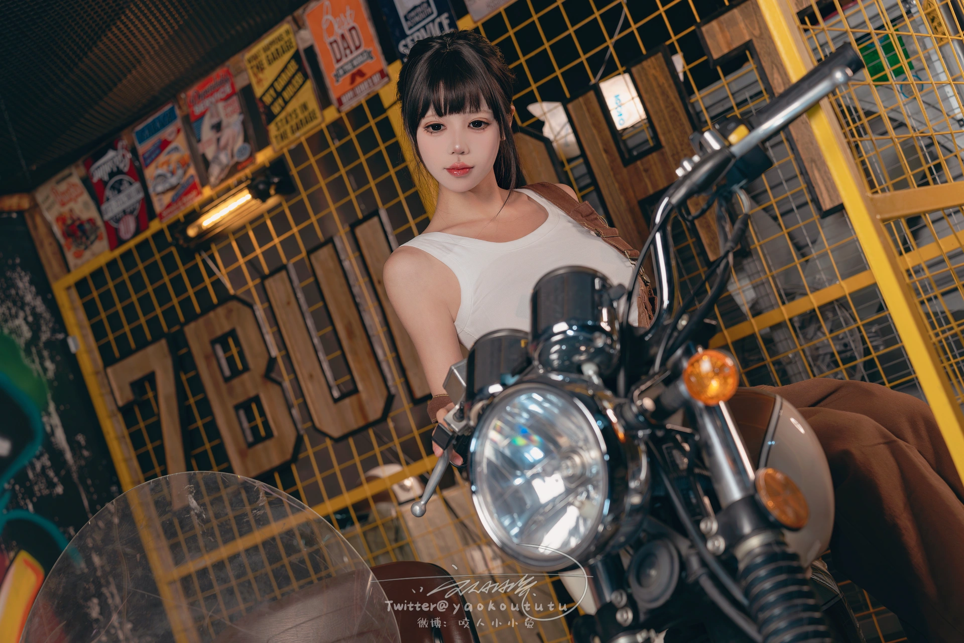 咬一口兔娘(黏黏团子兔) – NO.125 24.1月 机车修理工 Shake it 0